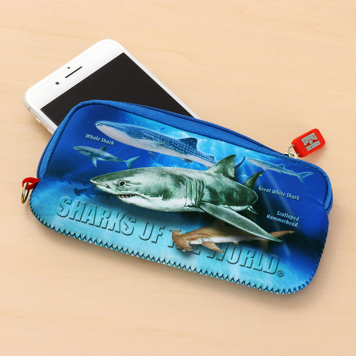 動物 生物 スマートフォンポーチ シャーク / カロラータ オンライン